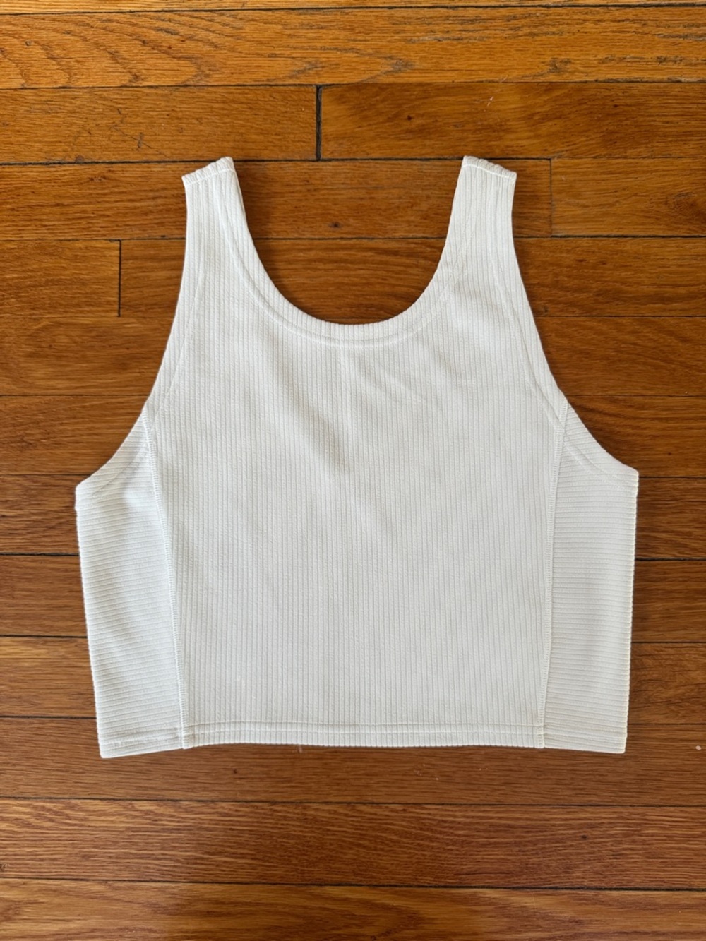 Women’s Ribbed Scoop Neck Crop Tank Top - White/cream Like New